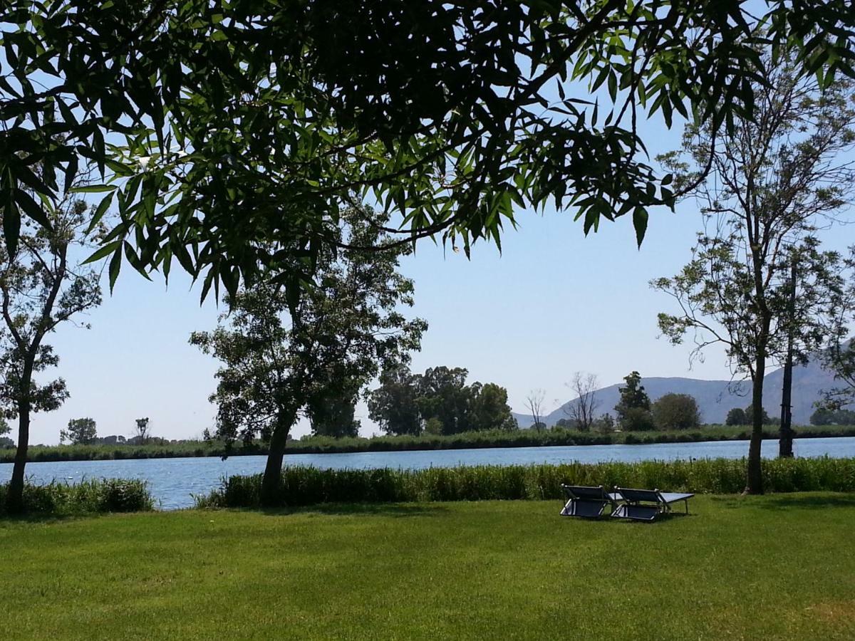 Magia Sul Lago Di Fondi Монте-Сан-Бьяджо Экстерьер фото